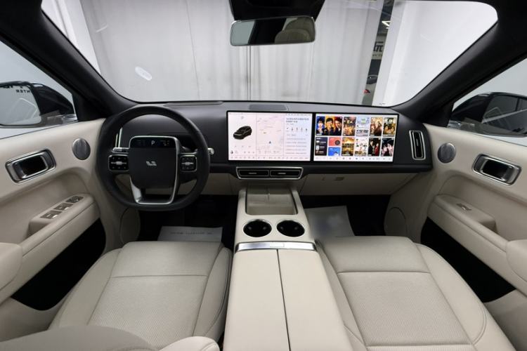 Used Li Auto L9 2024 Ultra Model Interior 11