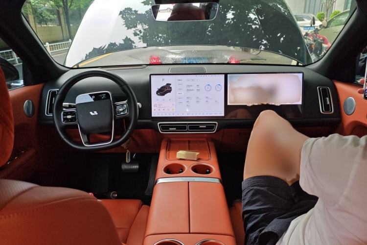 Used Li Auto L9 2024 Ultra Model Interior 2