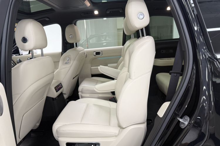 Used Li Auto L9 2024 Ultra Model Interior 3