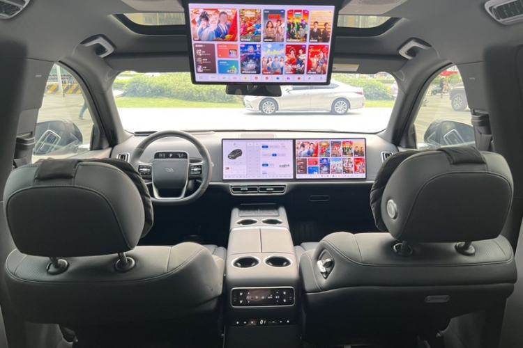 Used Li Auto L9 2024 Ultra Model Interior 4
