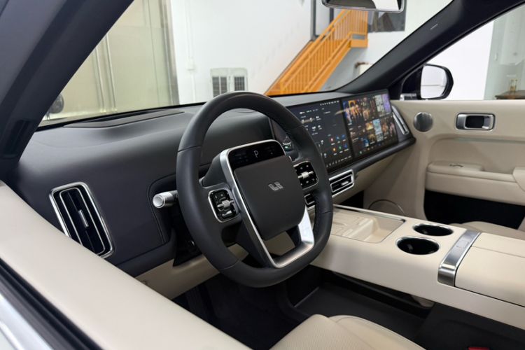 Used Li Auto L9 2024 Ultra Model Interior 7