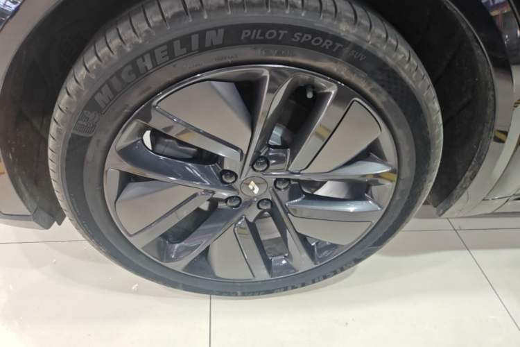 Used Li Auto L9 2024 Pro Model Left Front Wheel Hub