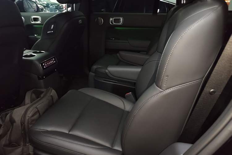 Used Li Auto L9 2024 Pro Model Left Rear Seat