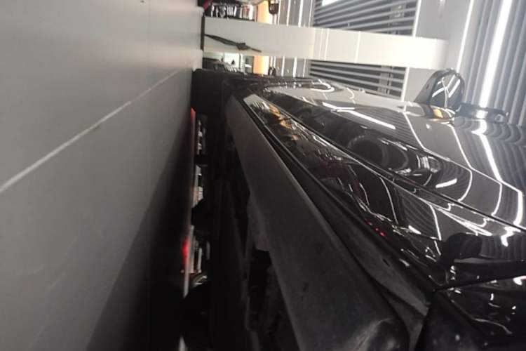 Used Li Auto L9 2024 Ultra Model Left Side Sill