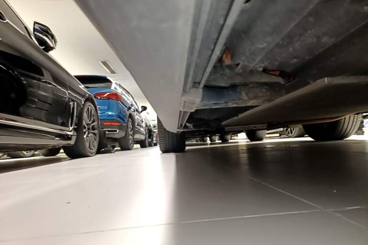 Used Li Auto L9 2024 Ultra Model Left Side Sill