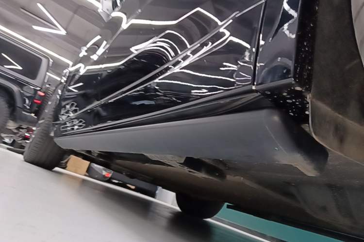 Used Li Auto L9 2024 Ultra Model Left Side Sill