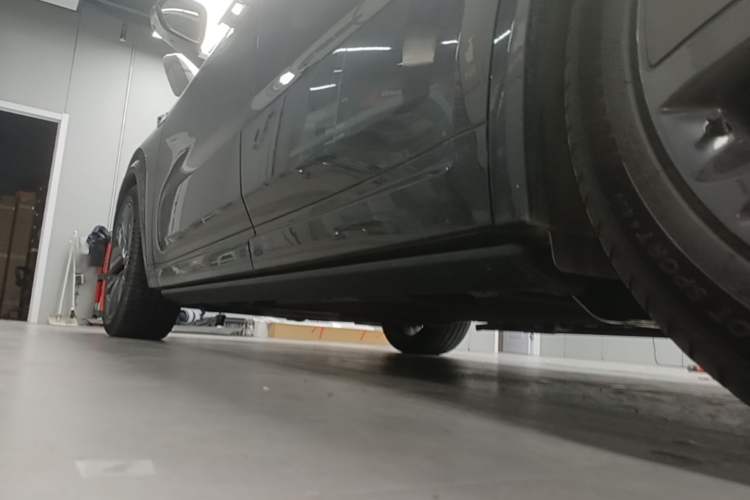 Used Li Auto L9 2024 Ultra Model Left Side Sill
