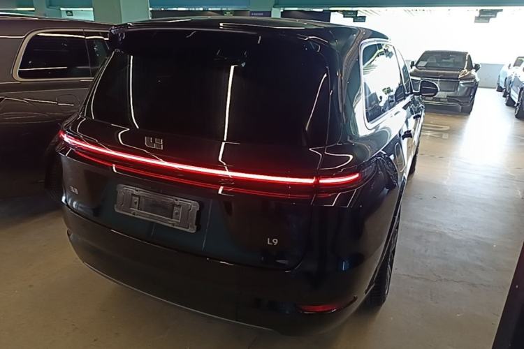 Used Li Auto L9 2024 Ultra Model Rear Right 45 Deg