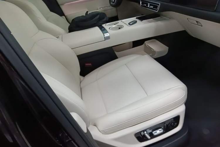 Used Li Auto L9 2024 Ultra Model Right Front Seat