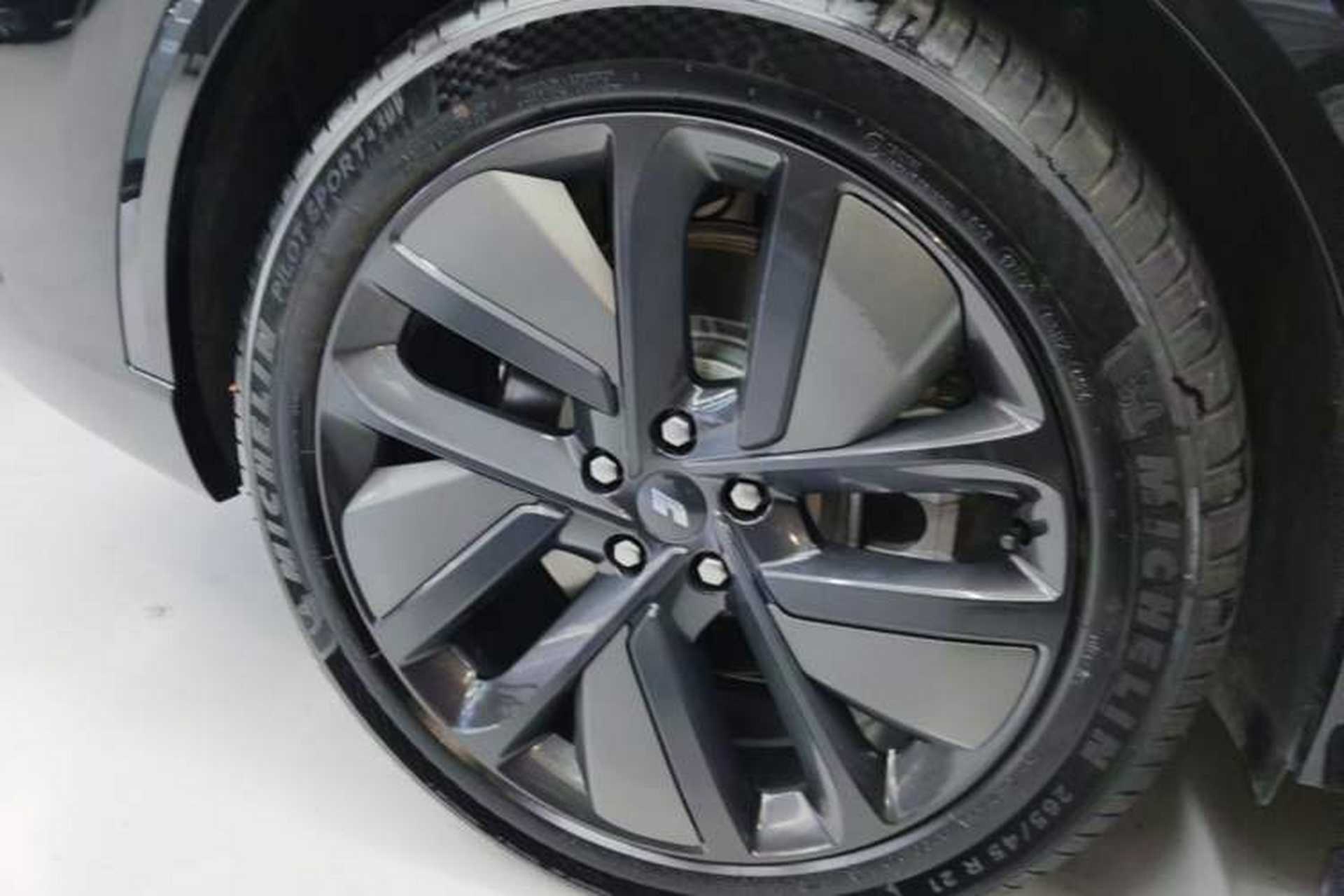 Used Li Auto L9 2024 Ultra Model Right Rear Wheel Hub