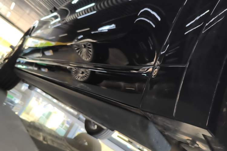 Used Li Auto L9 2024 Ultra Model Right Side Sill