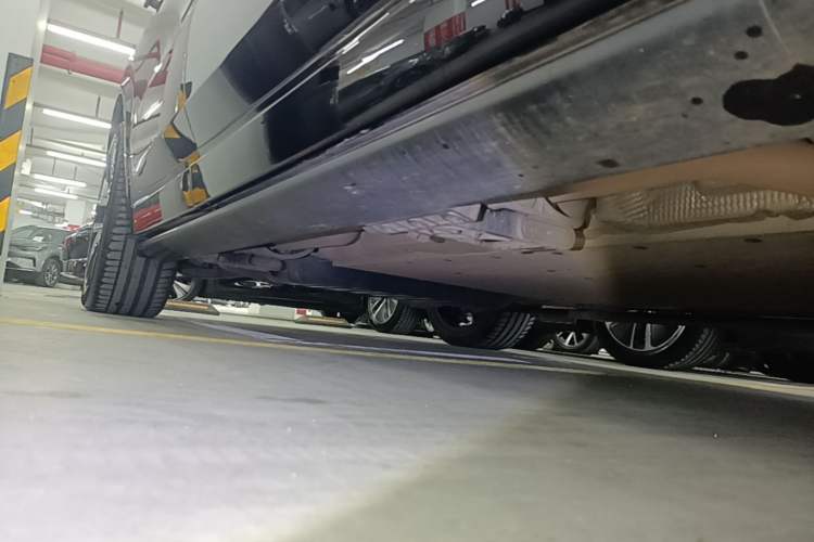 Used Li Auto L9 2024 Ultra Model Right Side Sill