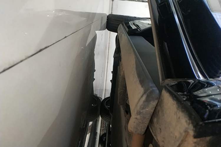 Used Li Auto L9 2024 Ultra Model Right Side Sill