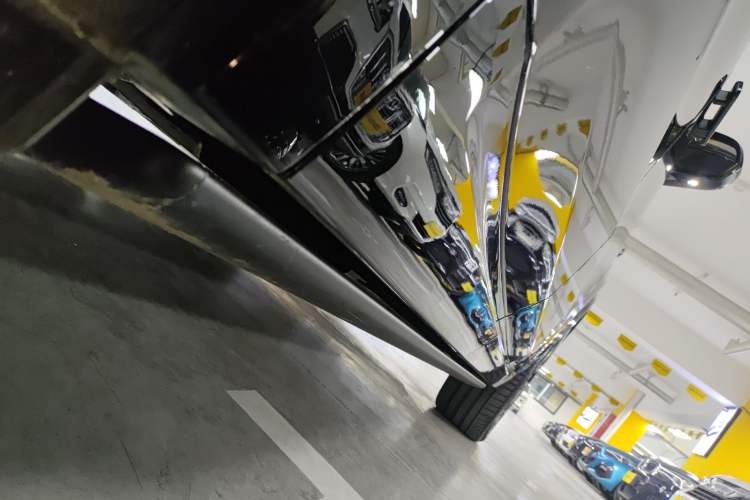 Used Li Auto L9 2024 Ultra Model Right Side Sill