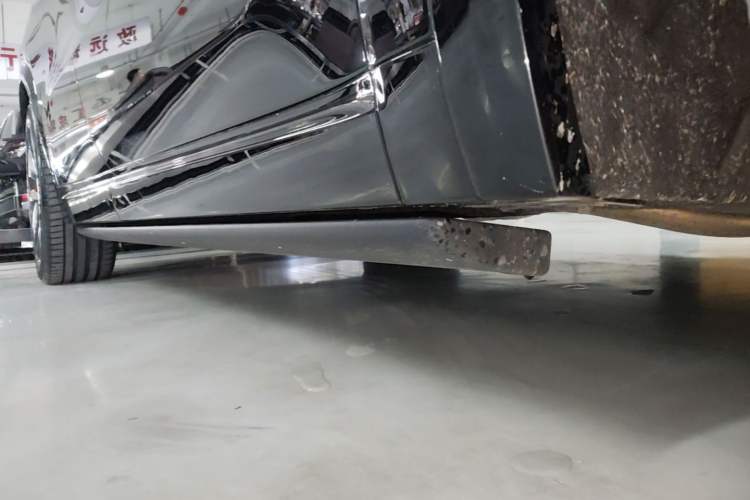 Used Li Auto L9 2024 Ultra Model Right Side Sill
