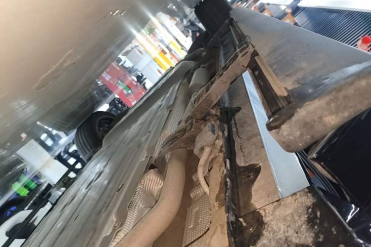 Used Li Auto L9 2024 Ultra Model Right Side Sill