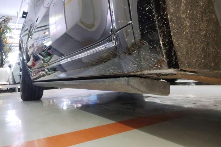 Used Li Auto L9 2024 Ultra Model Right Side Sill