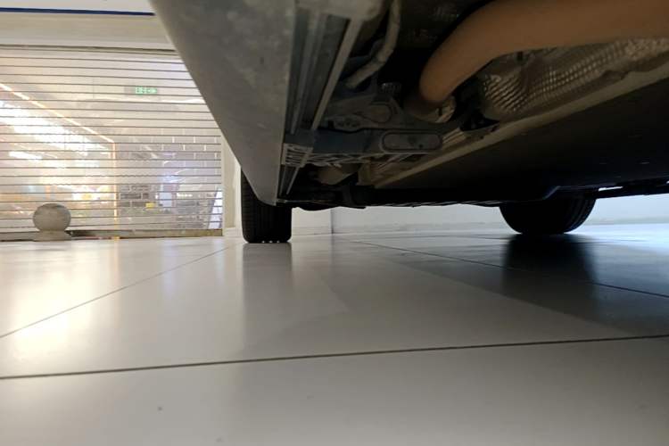 Used Li Auto L9 2024 Ultra Model Right Side Sill
