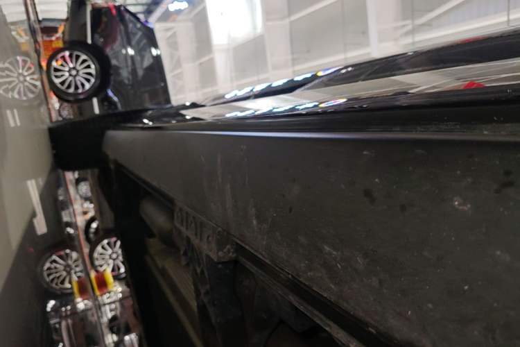 Used Li Auto L9 2024 Ultra Model Right Side Sill