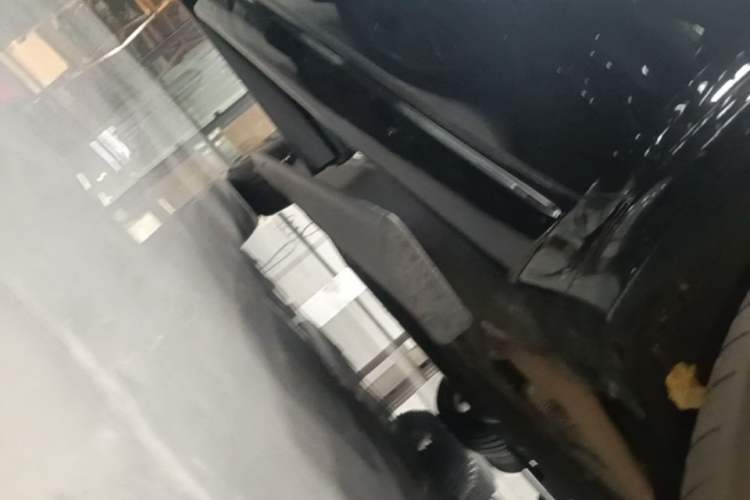 Used Li Auto L9 2024 Ultra Model Right Side Sill