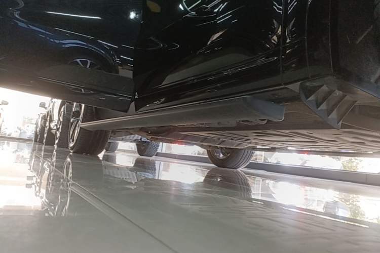Used Li Auto L9 2024 Ultra Model Right Side Sill