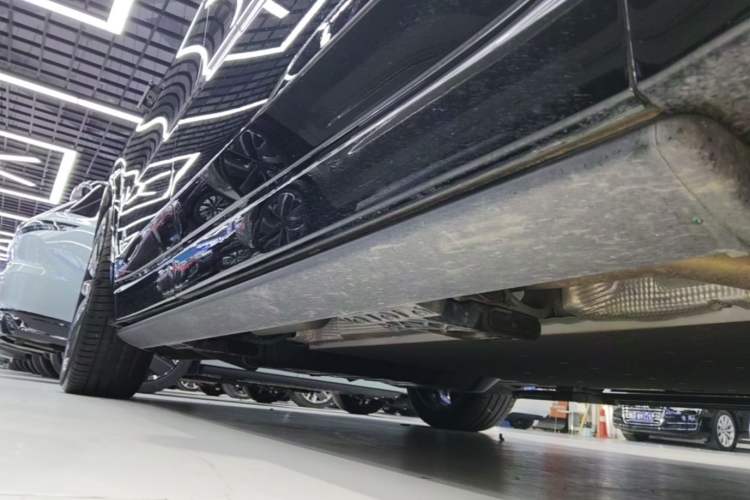 Used Li Auto L9 2024 Ultra Model Right Side Sill