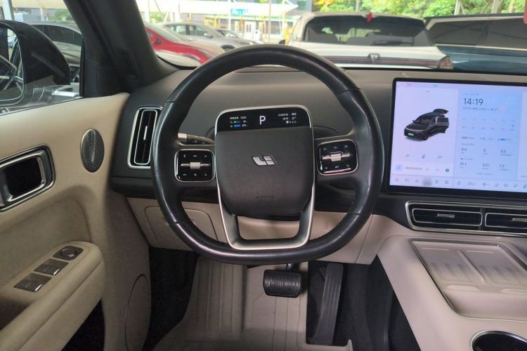 Used Li Auto L9 2024 Pro Model Steering Wheel