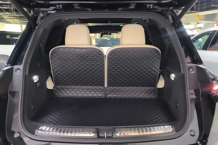 Used Li Auto L9 2024 Ultra Model Trunk