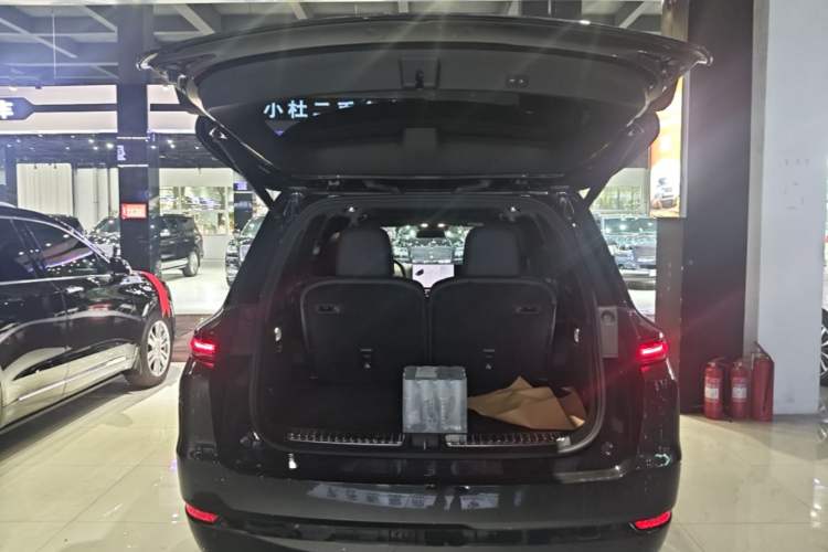 Used Li Auto L9 2024 Ultra Model Trunk