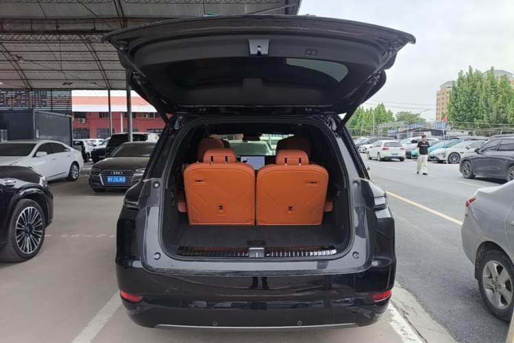 Used Li Auto L9 2024 Ultra Model Trunk