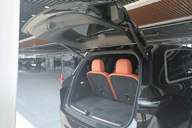 Used Li Auto L9 2024 Ultra Model Trunk