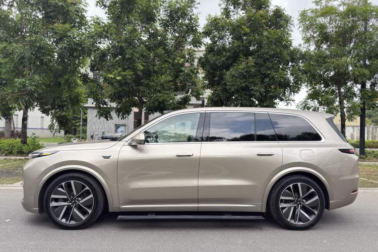 Used Li Auto L9 2024 Ultra Model Exterior 5