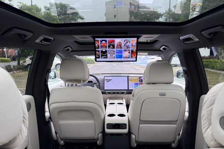 Used Li Auto L9 2024 Ultra Model Interior 4