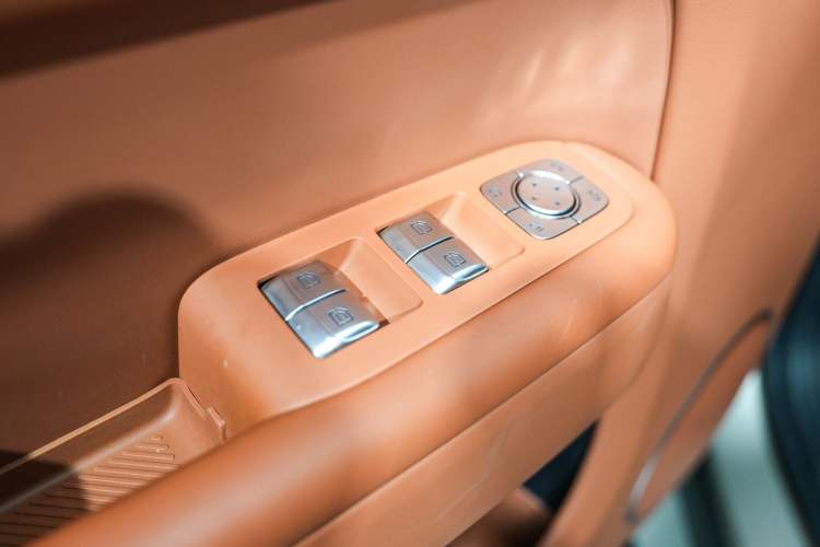 Used Li Auto L9 2024 Ultra Model Interior 6
