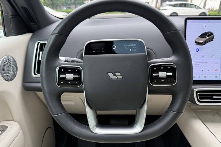 Used Li Auto L9 2024 Ultra Model Interior 8
