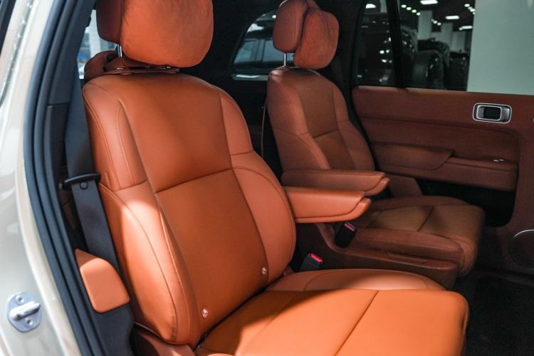 Used Li Auto L9 2024 Ultra Model Interior 8