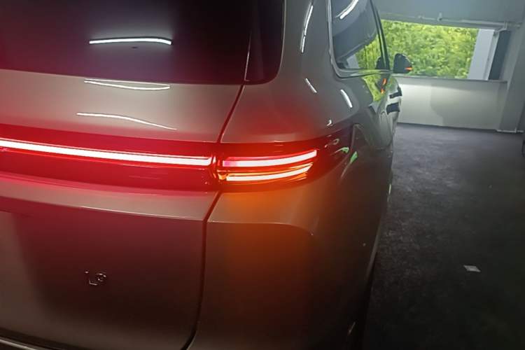 Used Li Auto L9 2024 Ultra Model Right Rear Taillight