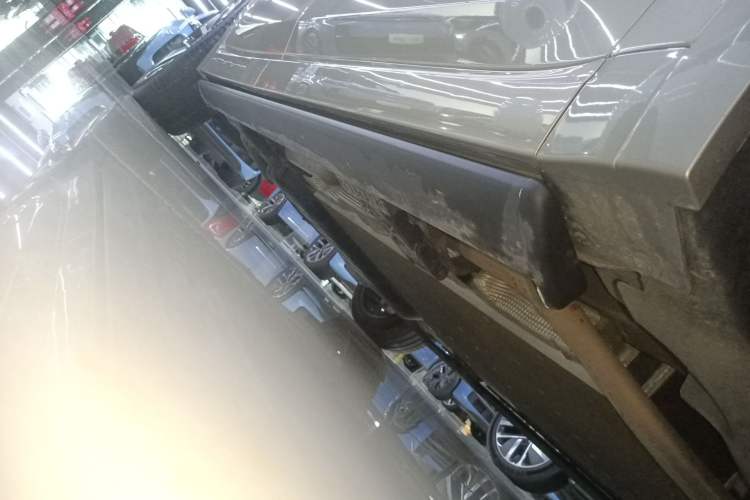 Used Li Auto L9 2024 Ultra Model Right Side Sill