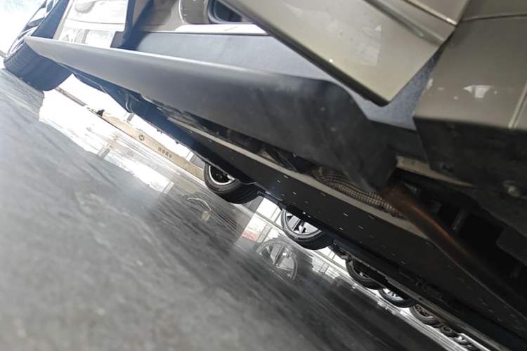 Used Li Auto L9 2024 Ultra Model Right Side Sill