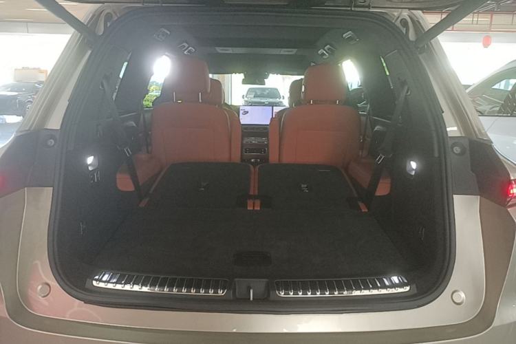 Used Li Auto L9 2024 Pro Model Trunk