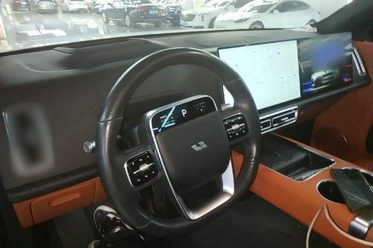 Used Li Auto L9 2024 Ultra Model Center Console