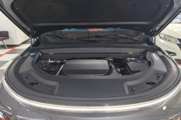 Used Li Auto L9 2024 Ultra Model Engine Bay