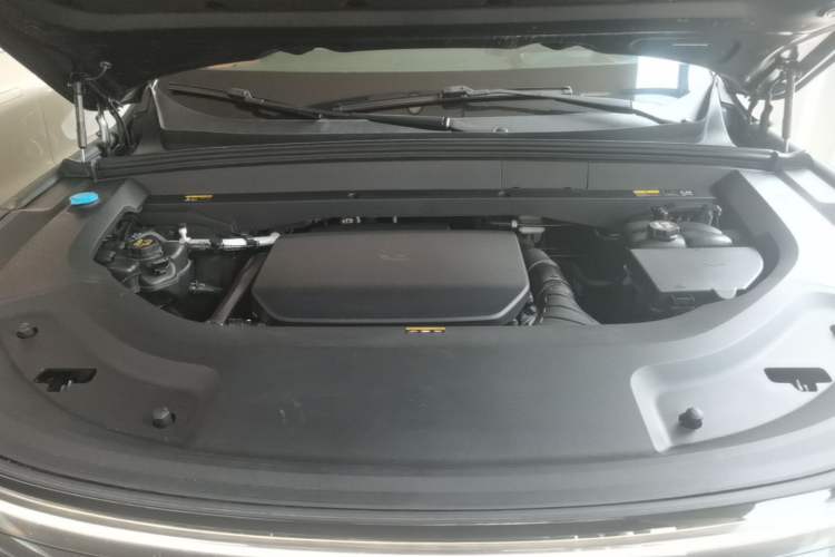 Used Li Auto L9 2024 Ultra Model Engine Bay
