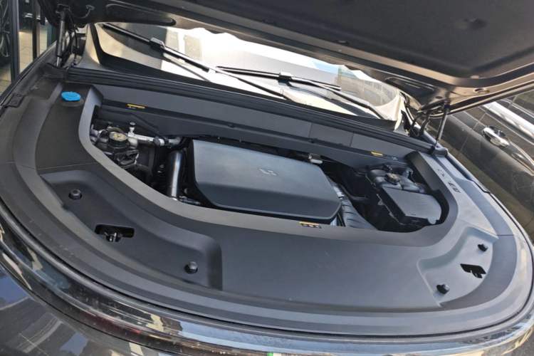 Used Li Auto L9 2024 Ultra Model Engine Bay