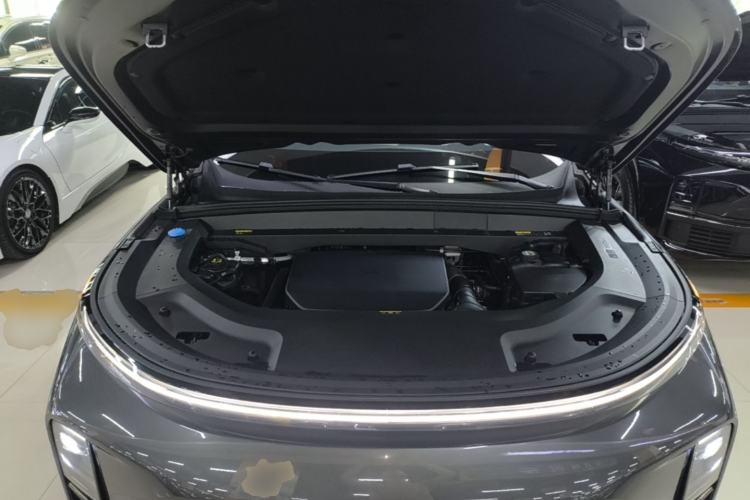 Used Li Auto L9 2024 Ultra Model Engine Bay