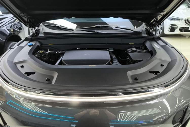 Used Li Auto L9 2024 Ultra Model Engine Bay