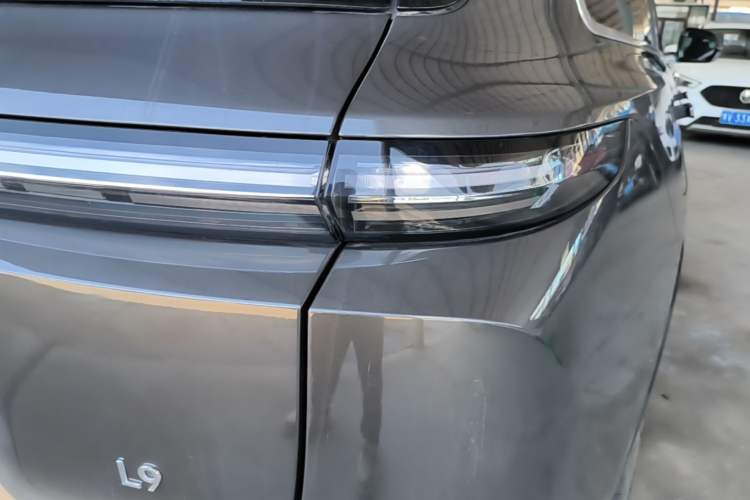 Used Li Auto L9 2024 Ultra Model Exterior 3