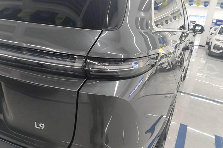 Used Li Auto L9 2024 Ultra Model Exterior 3