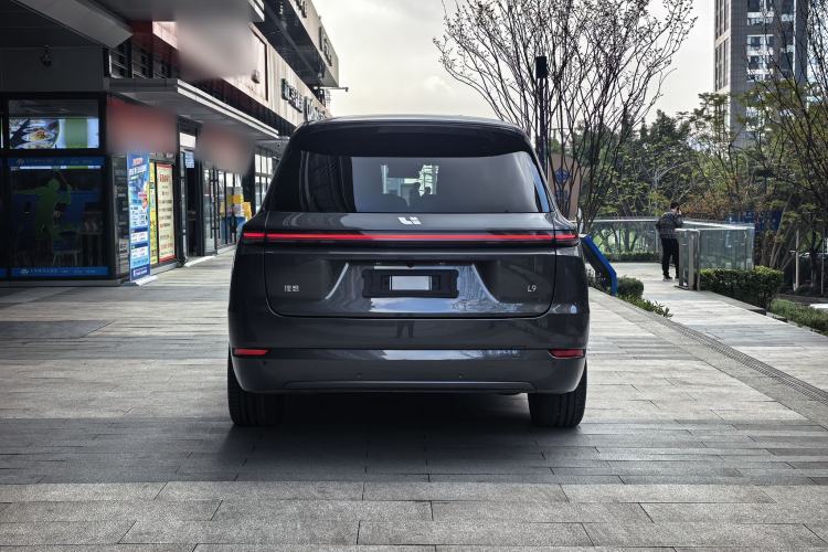 Used Li Auto L9 2024 Ultra Model Exterior 4