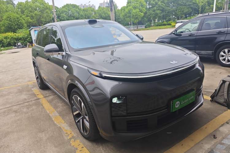 Used Li Auto L9 2024 Ultra Model Front Right 45 Deg